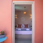 Pink Freud Santorini וילה אויה