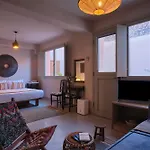 Pink Freud Santorini Villa Ia