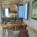 Villa Pink Freud Santorini Oia