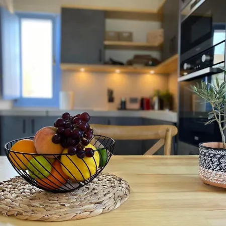 Pink Freud Santorini Villa *