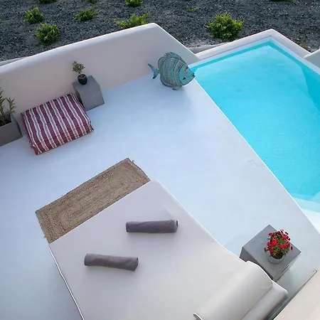 Pink Freud Santorini Villa *