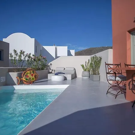 Pink Freud Santorini Villa *