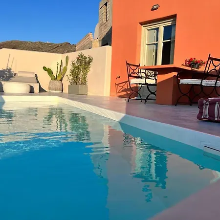 Villa Pink Freud Santorini Ia