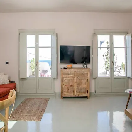 Pink Freud Santorini