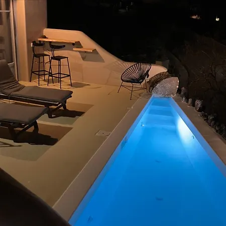 Pink Freud Santorini * Ia