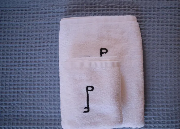 Pink Freud Santorini