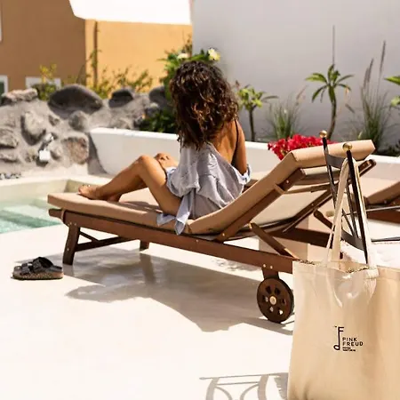 Pink Freud Santorini *