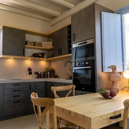 Pink Freud Santorini