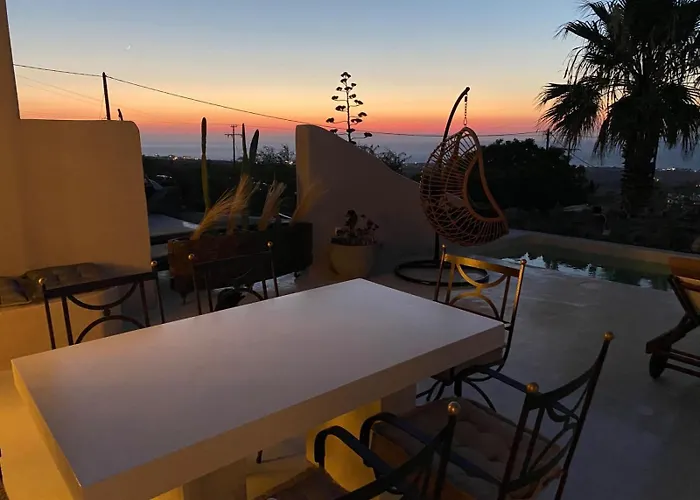 Pink Freud Santorini *