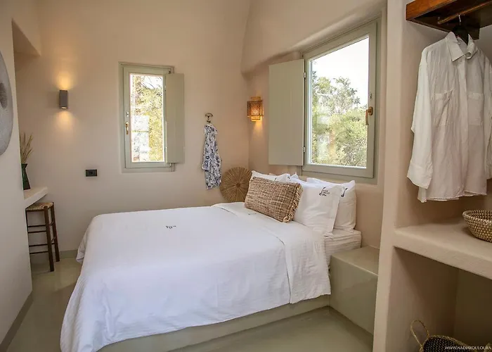 Pink Freud Santorini וילה אויה