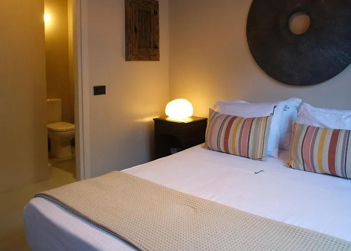 Pink Freud Santorini